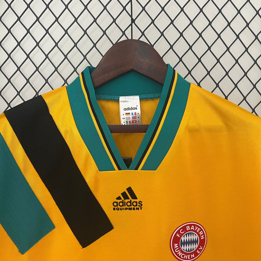 Camisa Retrô Bayern Munique II 1993 Masculina