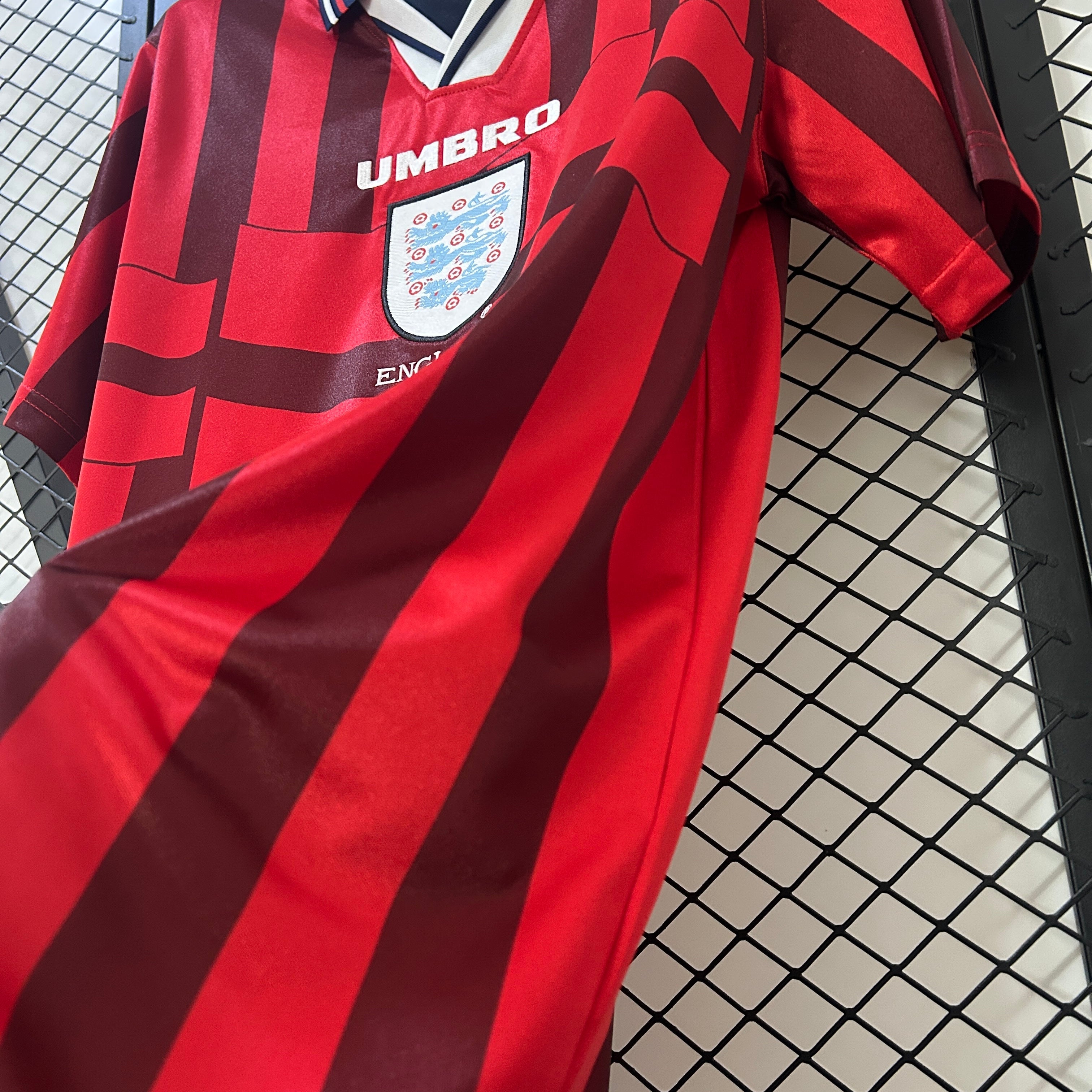Camisa Retrô Inglaterra II 1998 Masculina