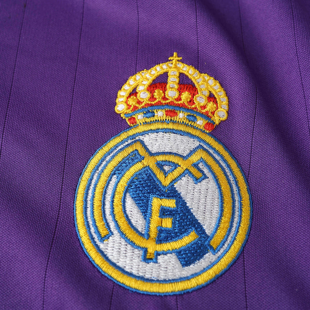 Camisa Retrô Real Madrid III 2006 Masculina