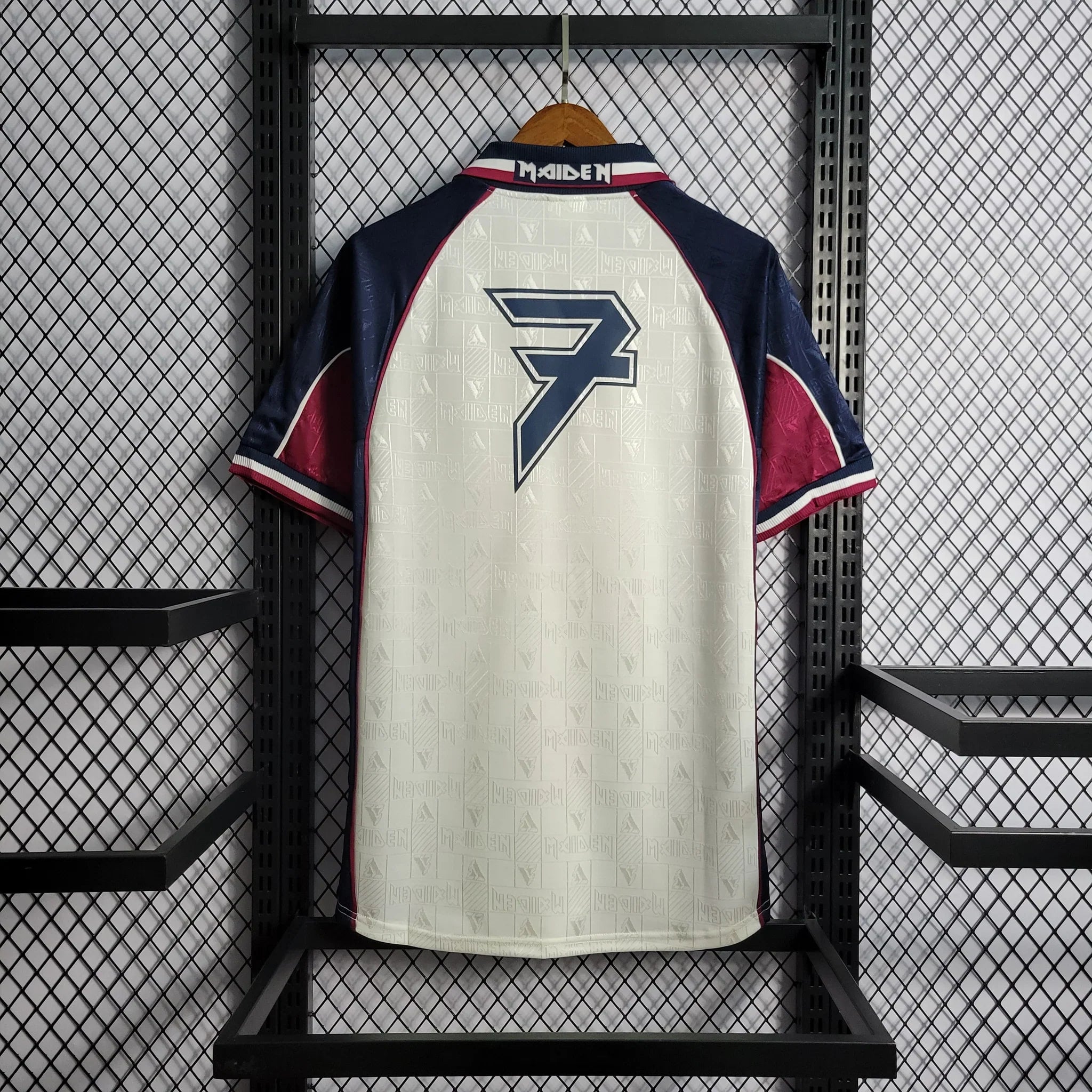 Camisa II West Ham X Iron Maiden 1999 Masculina