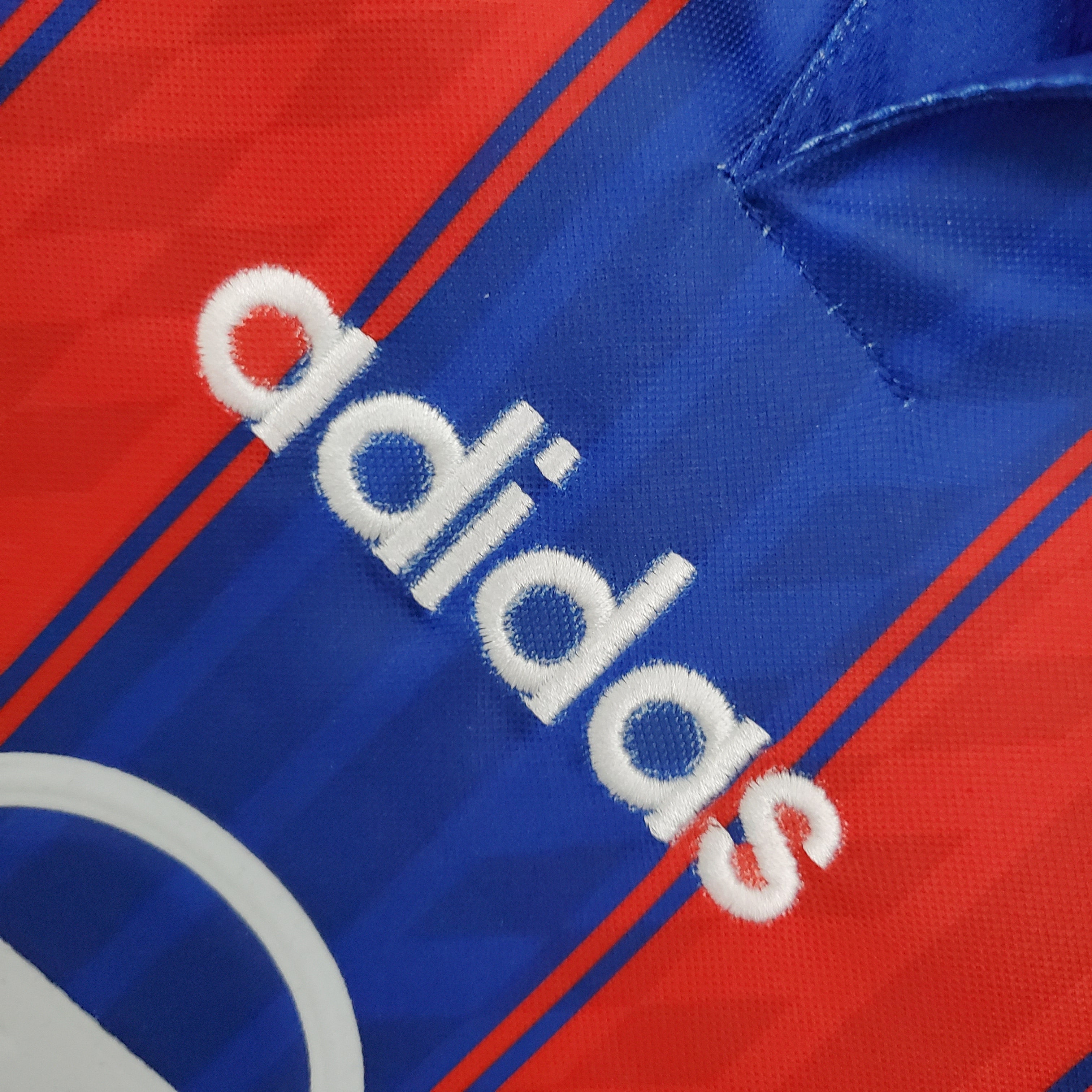Camisa Retrô Bayern Munique I 1995/97 Masculina